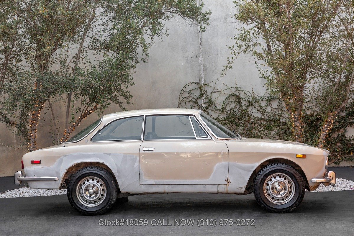 1974 Alfa Romeo GTV, foto 4