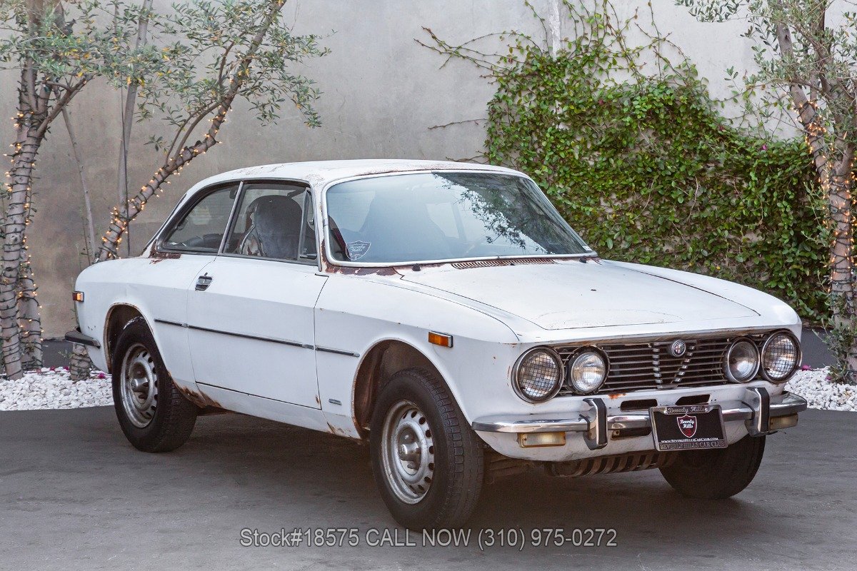 1974 Alfa Romeo GTV, foto 1