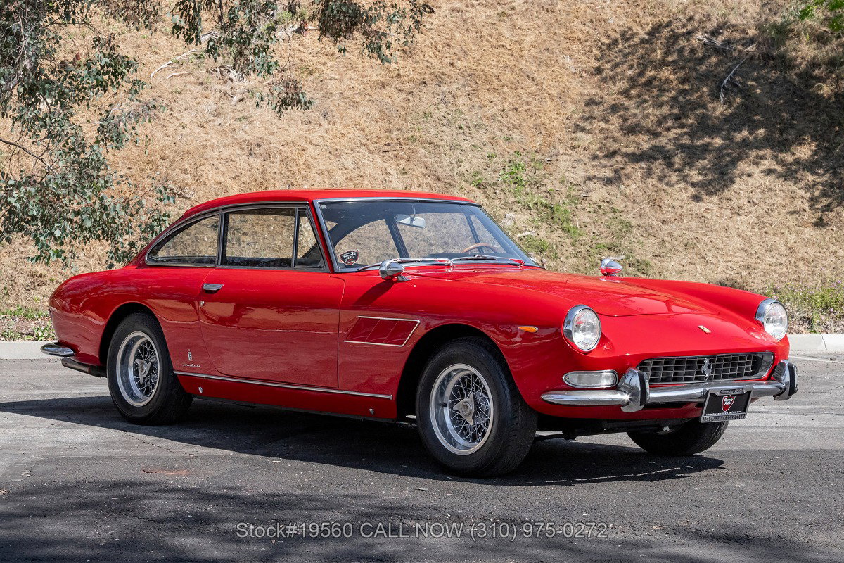 1966 Ferrari 330 - GT 2+2 Series II 5-Speed, foto 4