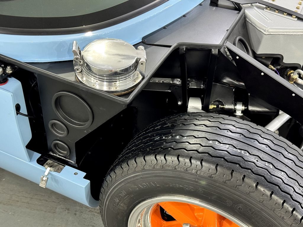 1966 Superformance GT 40 - 1966 GT40 MKI 7.0 Liter V8 by Superformance / Safir – Historic FIA Passport, foto 5