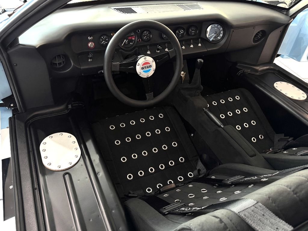 1966 Ford GT 40 - 1966 GT40 MKI by Superformance / Safir - Historic FIA Passport, foto 11