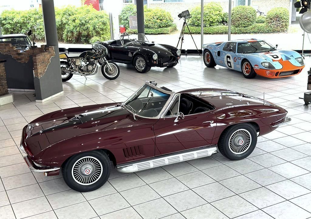 1967 Chevrolet Corvette - 1967 Chevrolet Corvette C2 Sting Ray 427 L71 Tri-Convertible matching numbers, foto 1