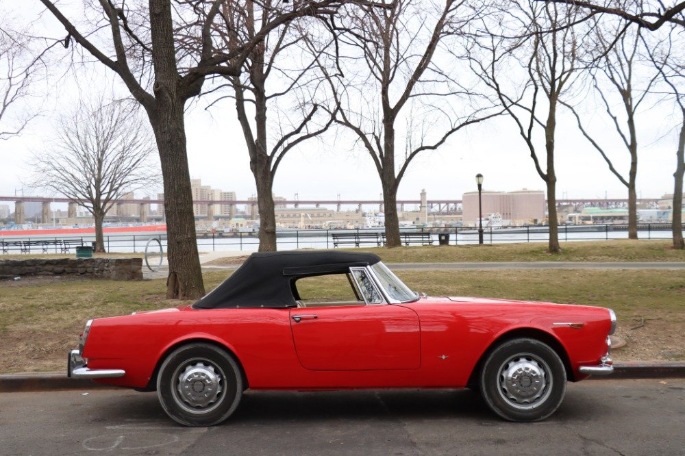 1963 Alfa Romeo 2600, foto 2