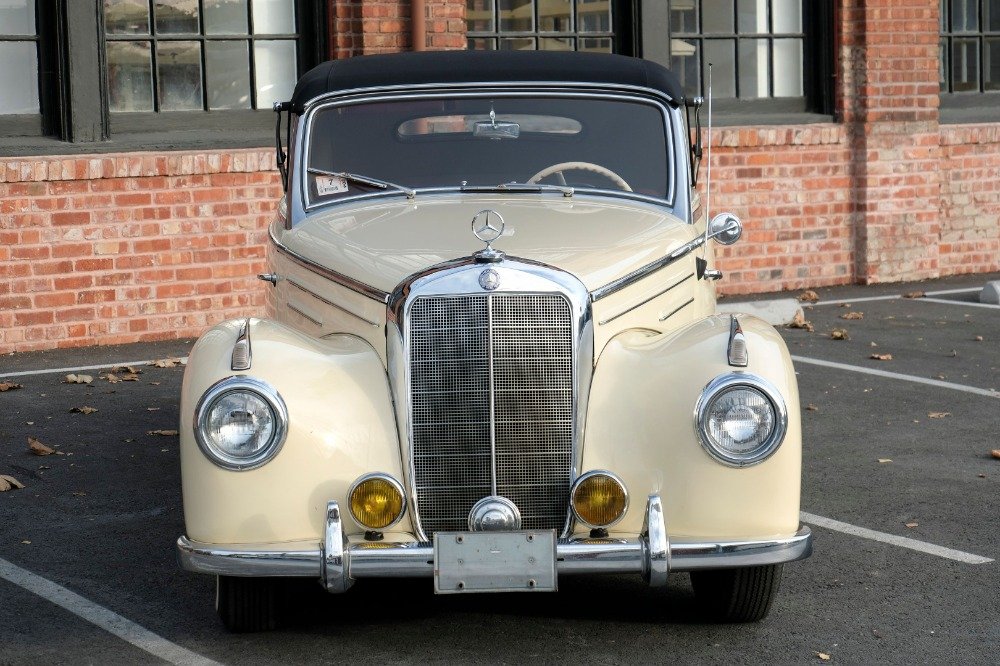 1952 Mercedes-Benz 220, foto 2
