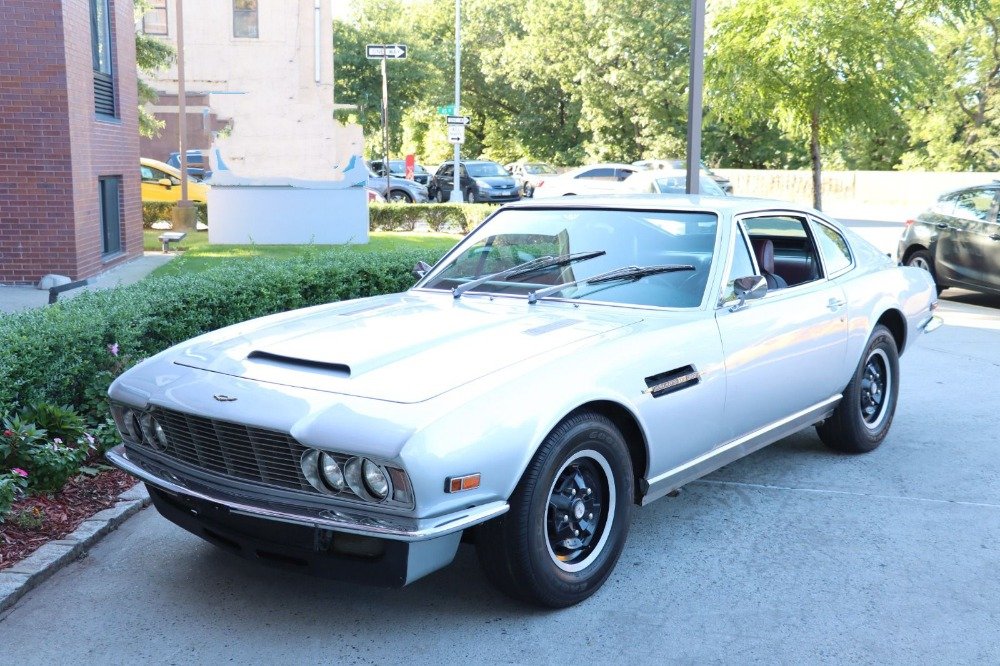 1971 Aston Martin DBS, foto 1