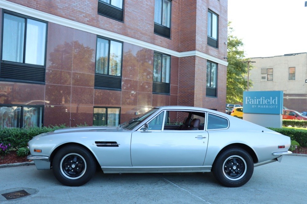 1971 Aston Martin DBS, foto 2