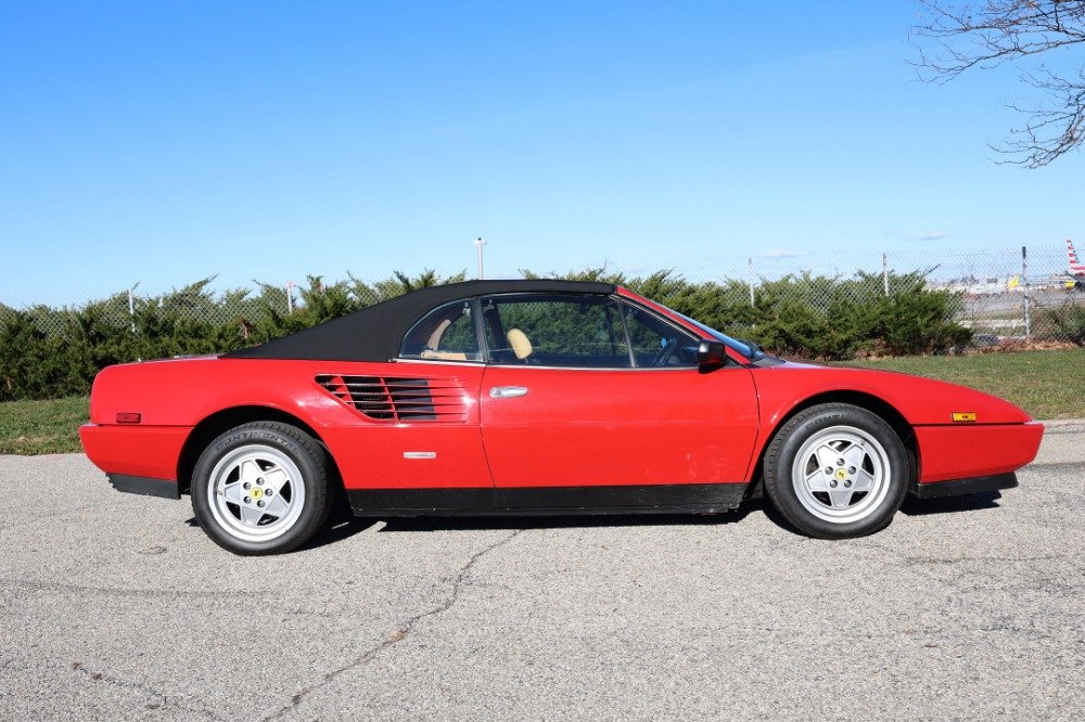1986 Ferrari Mondial, foto 3