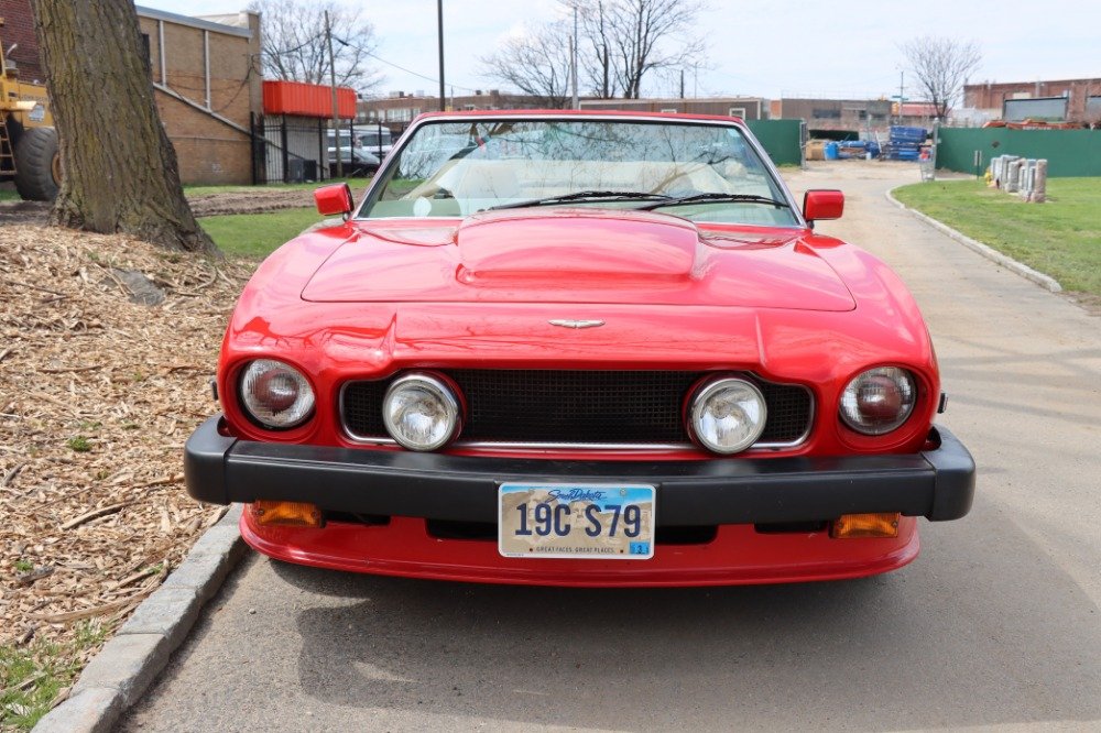 1979 Aston Martin V8, foto 2
