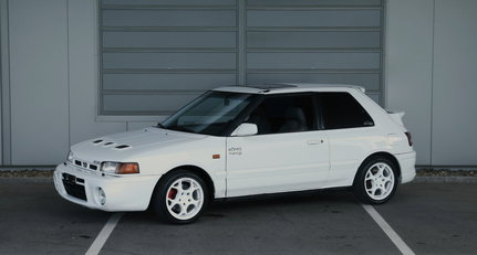 Mazda 323