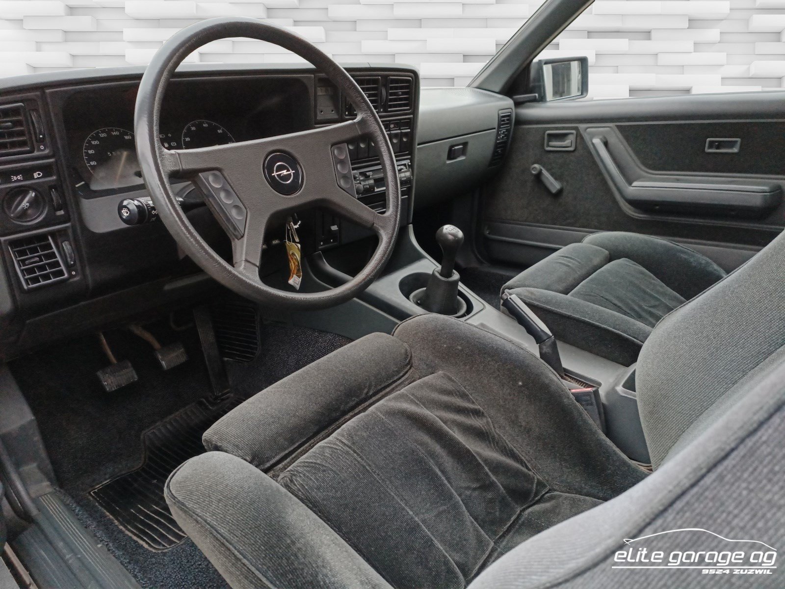 1986 Opel Monza - Monza 3.0 NE GS/E, foto 9