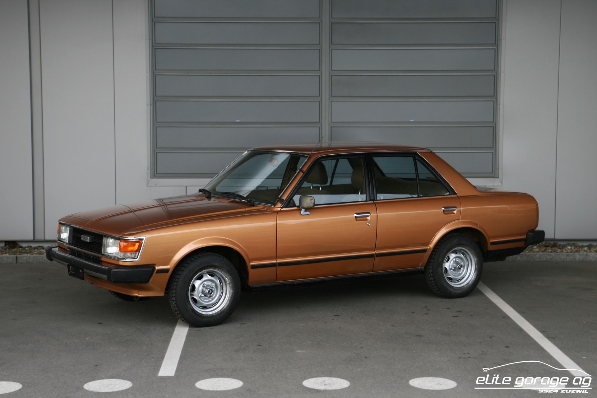 1980 Toyota Carina - Carina 1600 DL, foto 1