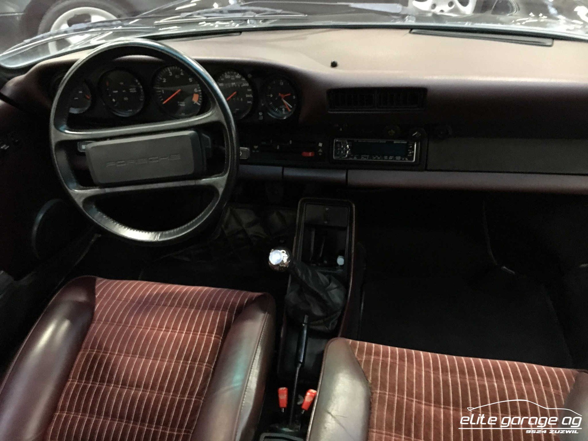 1984 Porsche 911 "G" - 911 Carrera Cabrio, foto 10