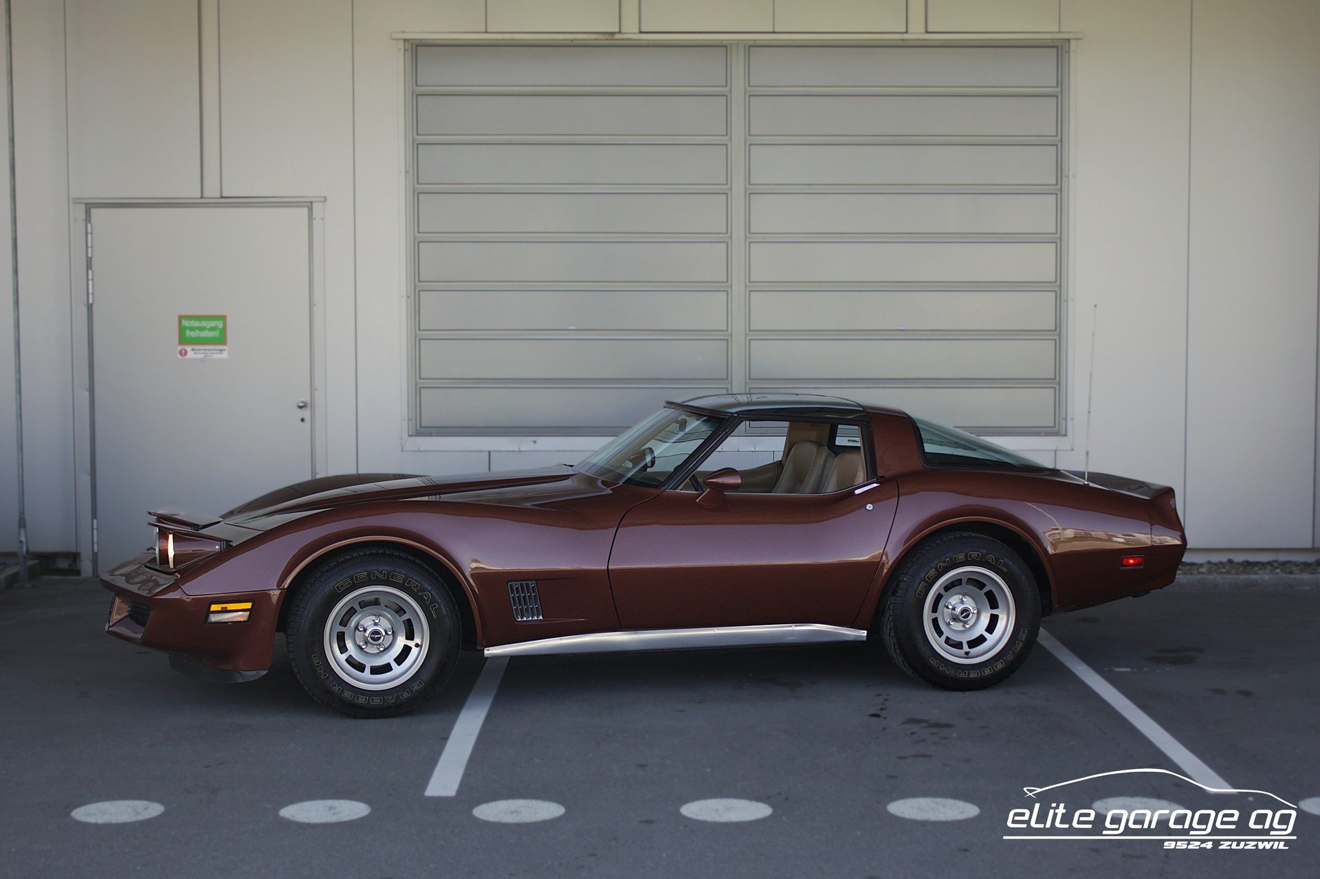 1981 Chevrolet Corvette - Corvette C3 5.7 Handschalter VETERANENGEPRÜFT, foto 1