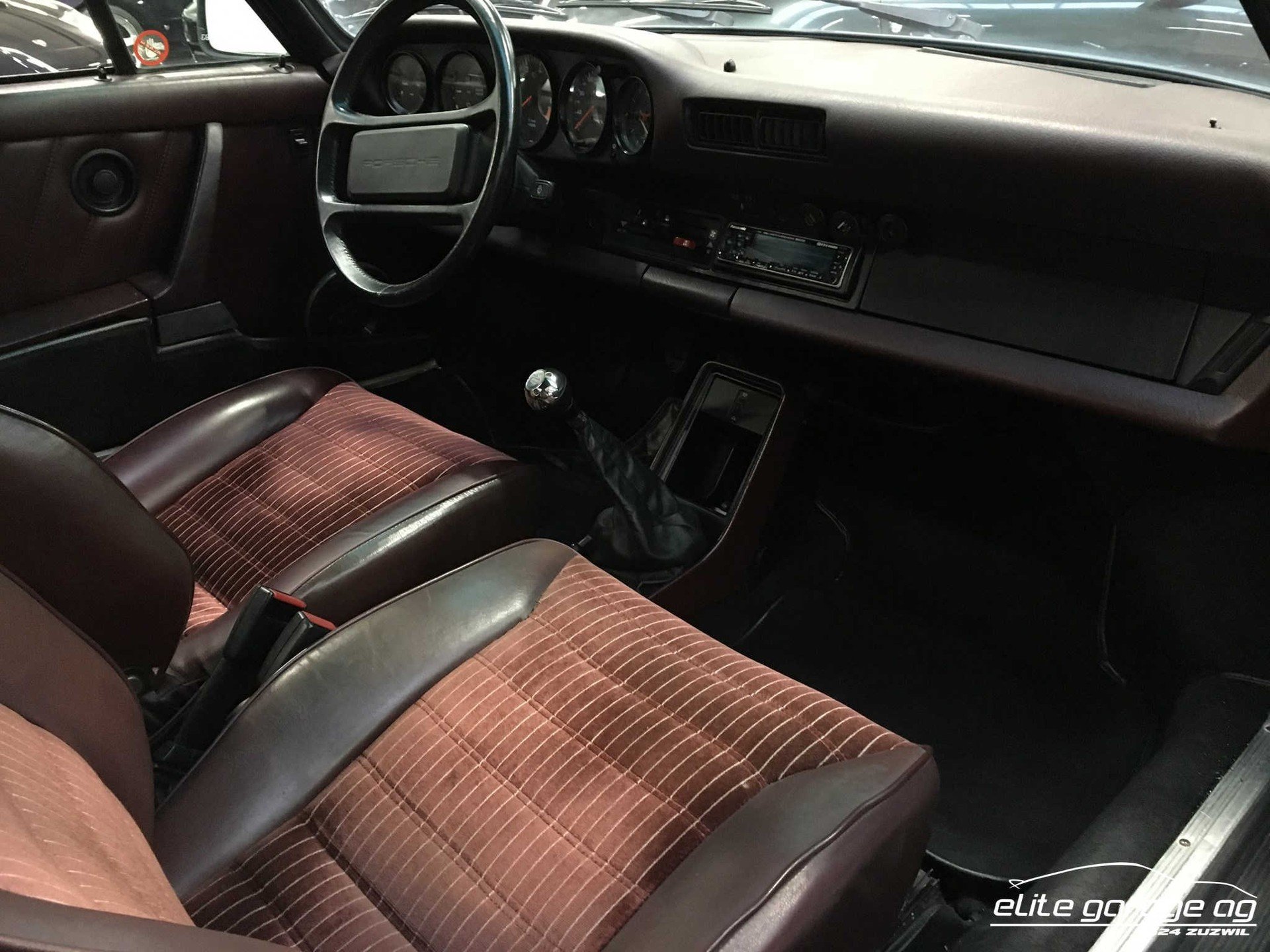 1984 Porsche 911 "G" - 911 Carrera Cabrio, foto 12