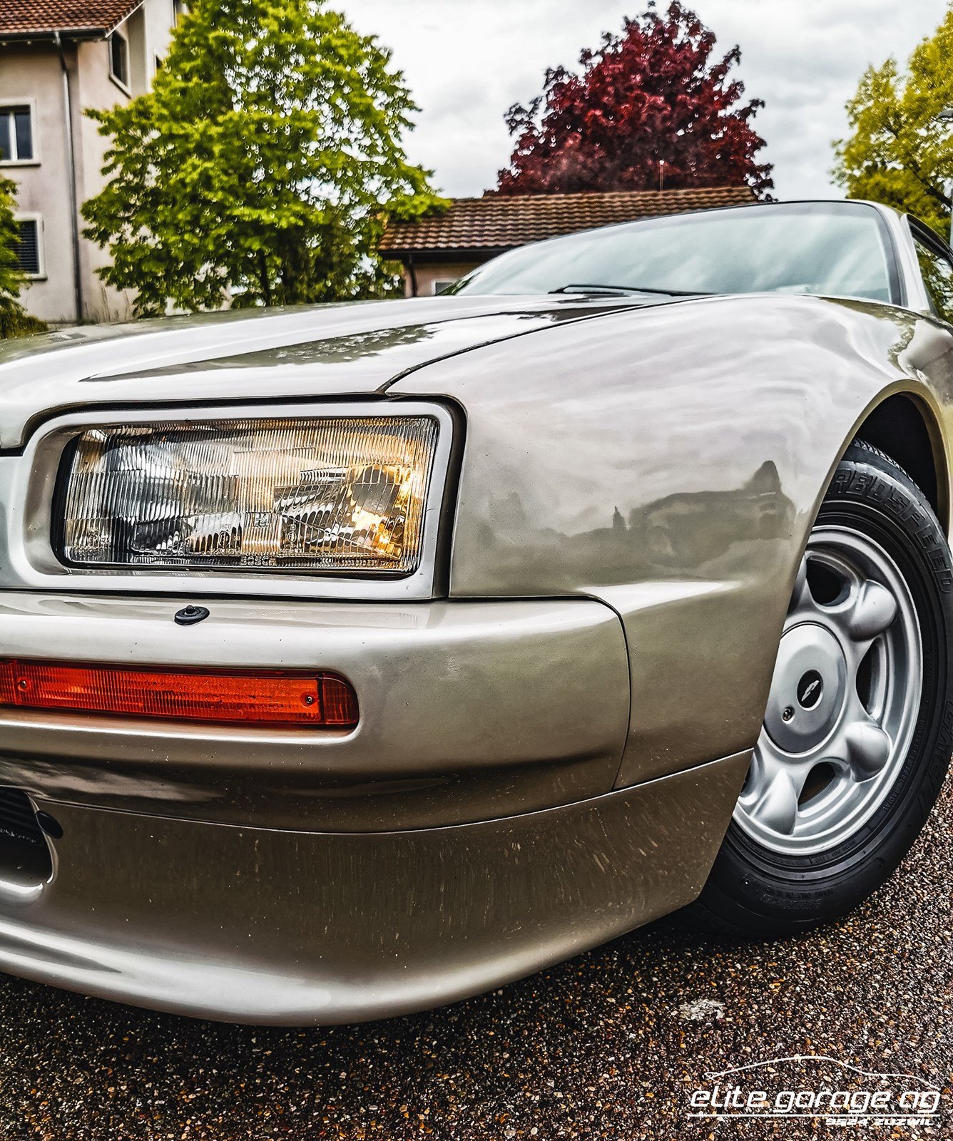 1990 Aston Martin Virage - Virage Saloon, foto 1