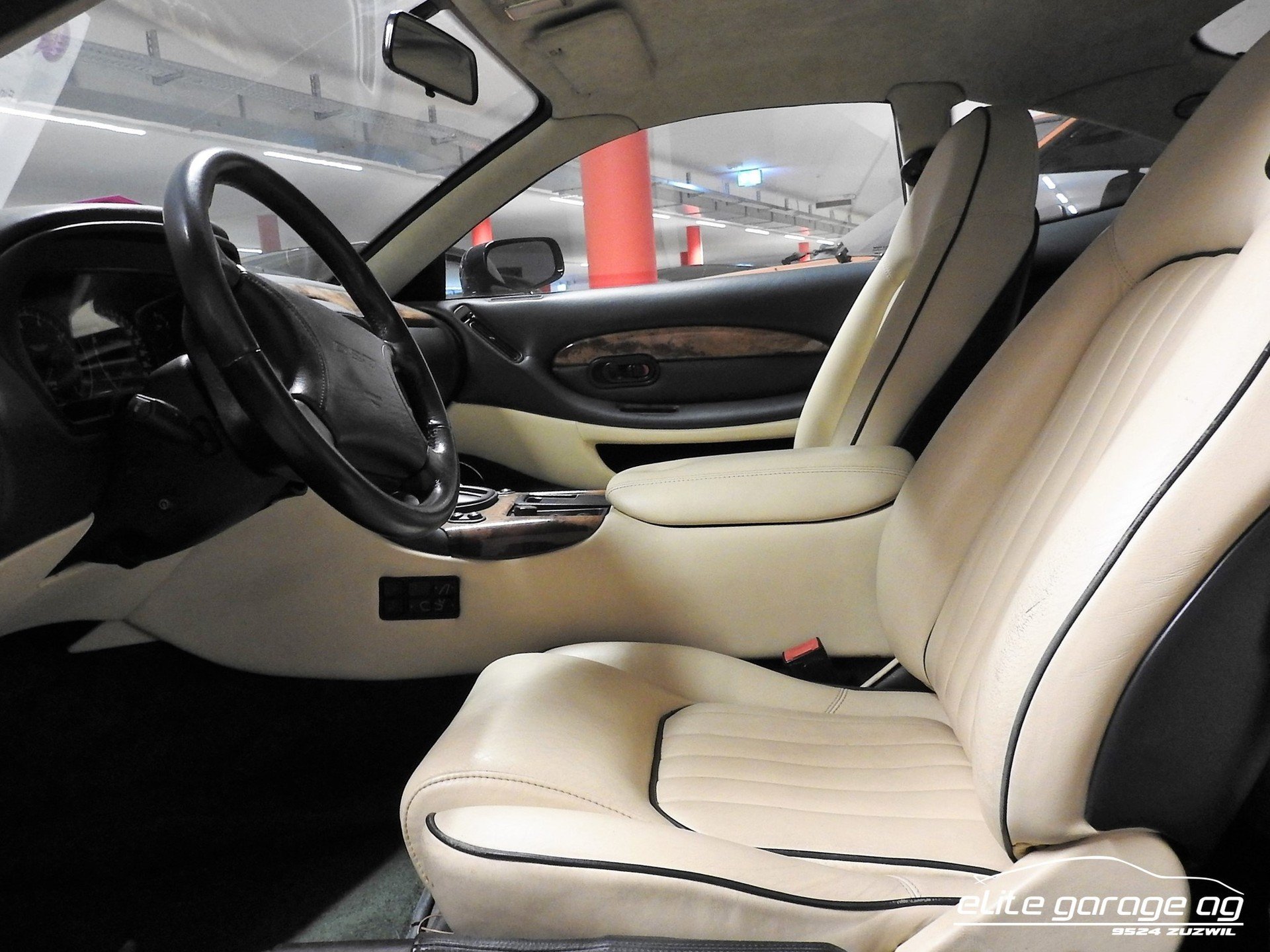 1998 Aston Martin DB7 - DB7, foto 7
