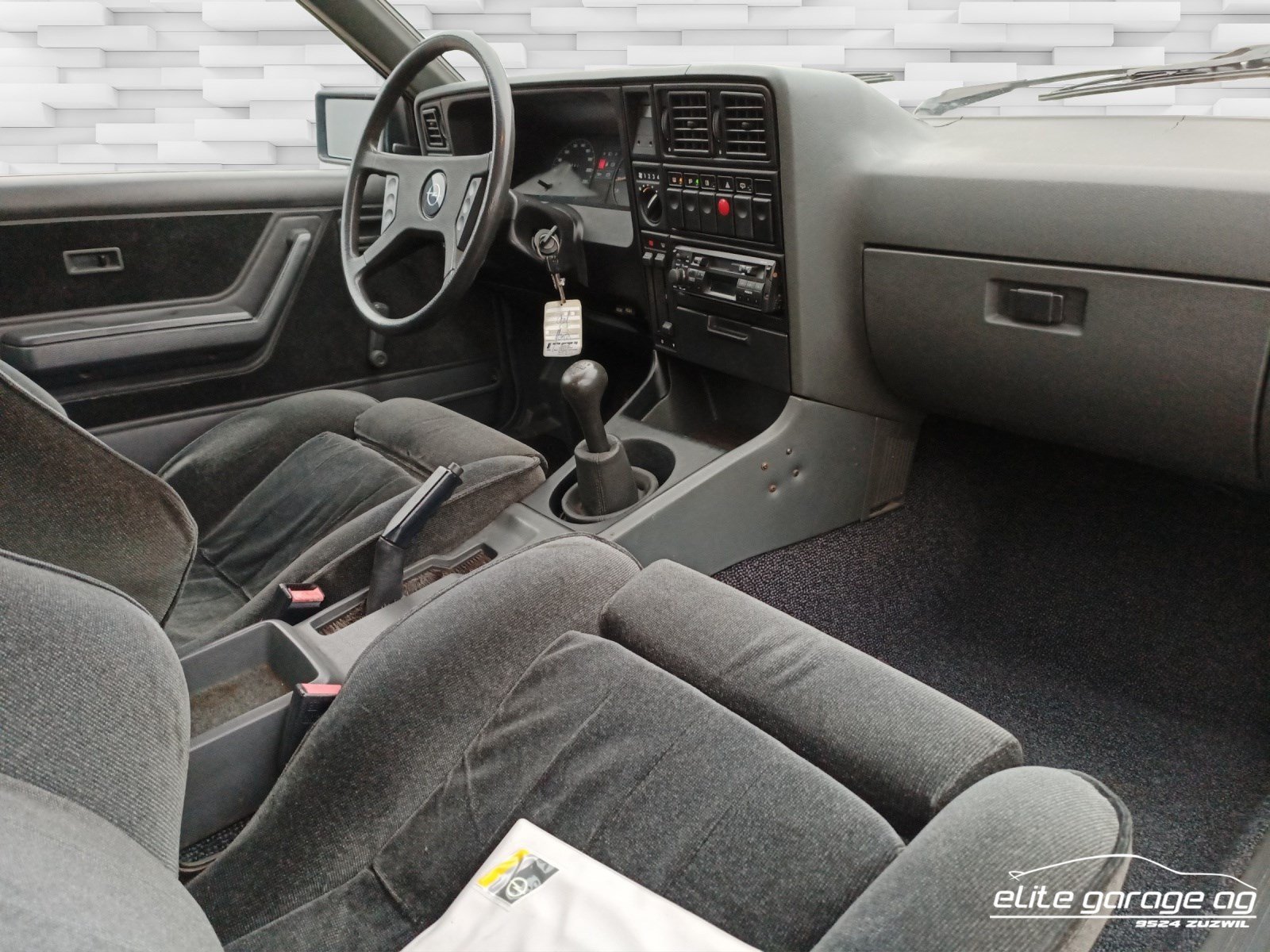 1986 Opel Monza - Monza 3.0 NE GS/E, foto 12