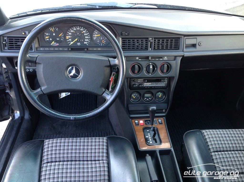 1989 Mercedes-Benz 190 - 190 E 2.5-16 Automatic, foto 6