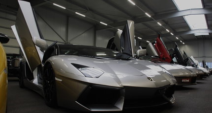 2015 Lamborghini Aventador - Aventador LP700-4 Roadster E-Gear