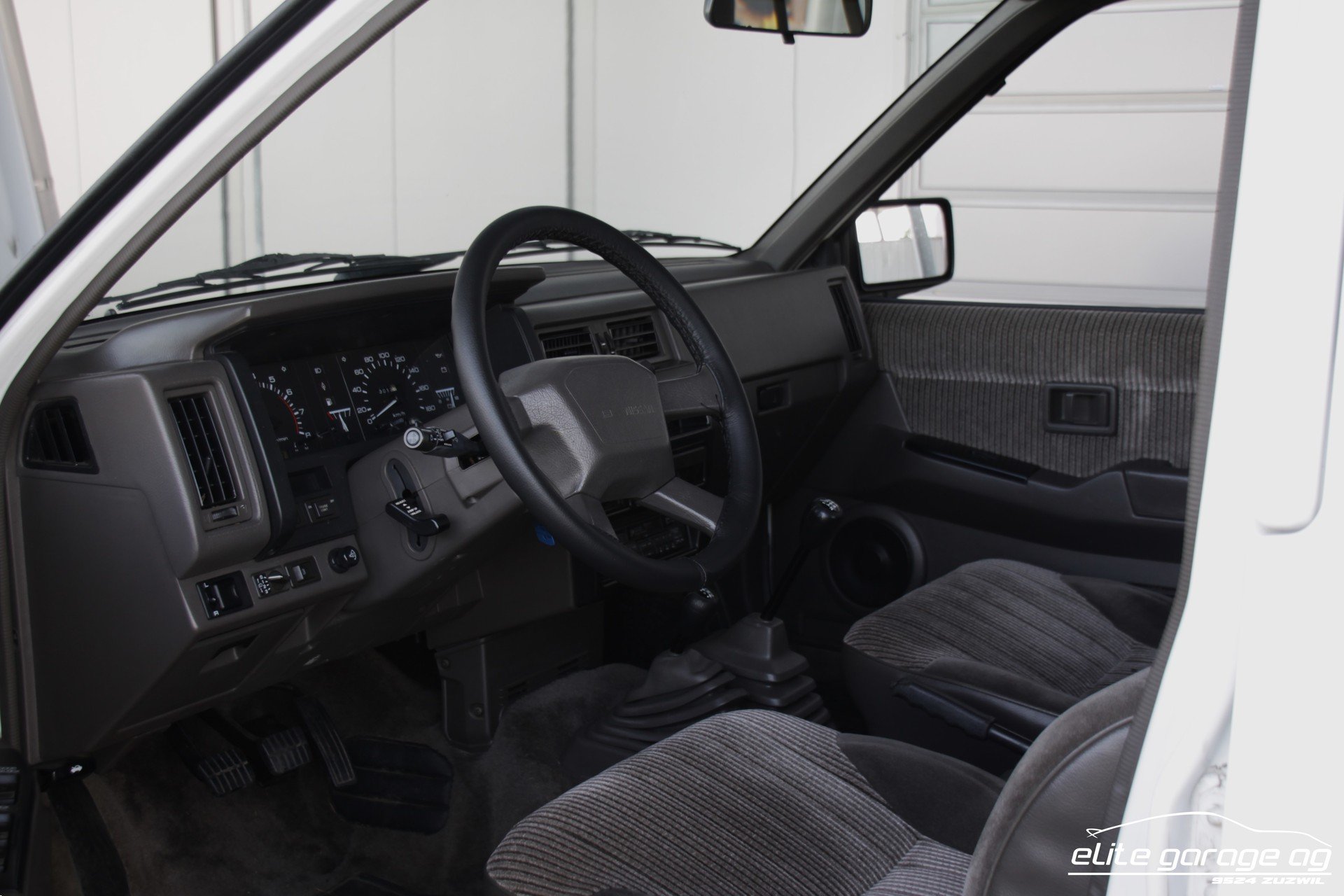 1992 Nissan Terrano - Terrano 3.0 V6, foto 12