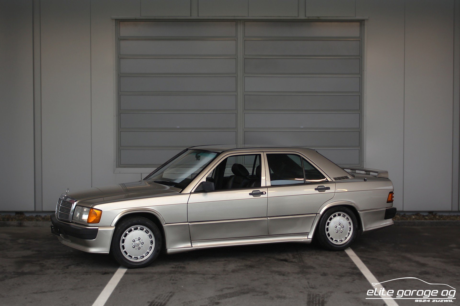 1989 Mercedes-Benz 190 - 190 E 2.5-16 VETERANENGEPRÜFT, foto 1