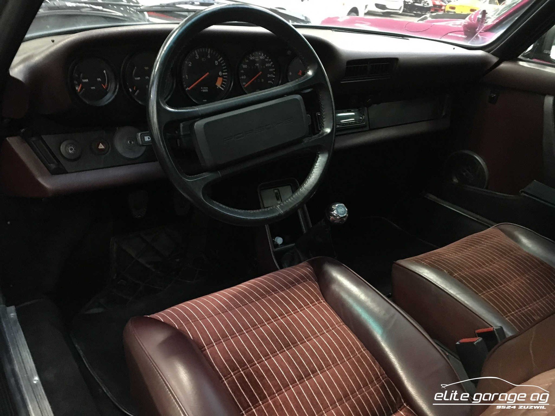 1984 Porsche 911 "G" - 911 Carrera Cabrio, foto 9