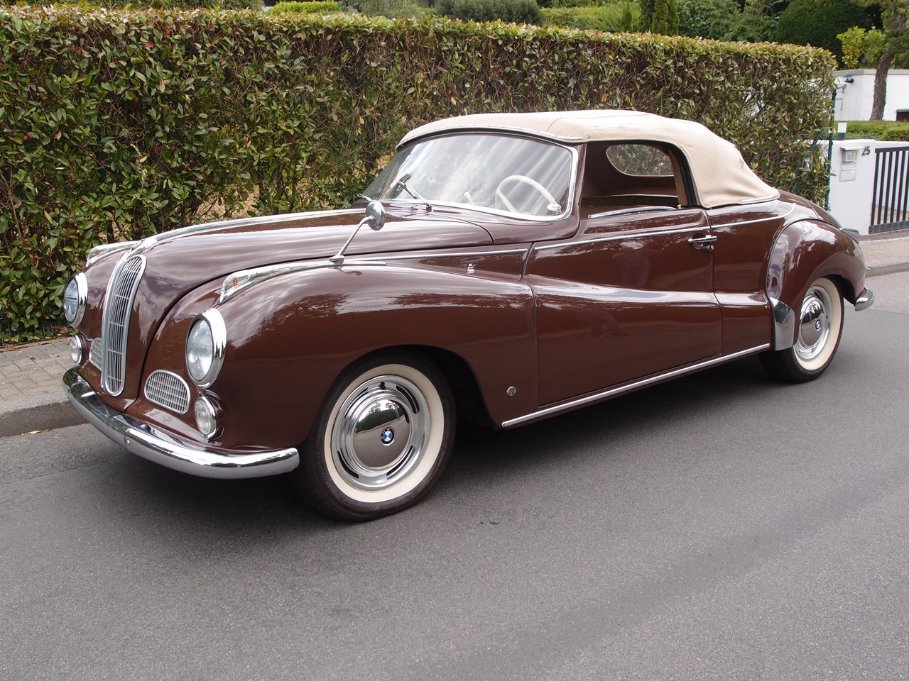 1956 BMW 502, foto 2