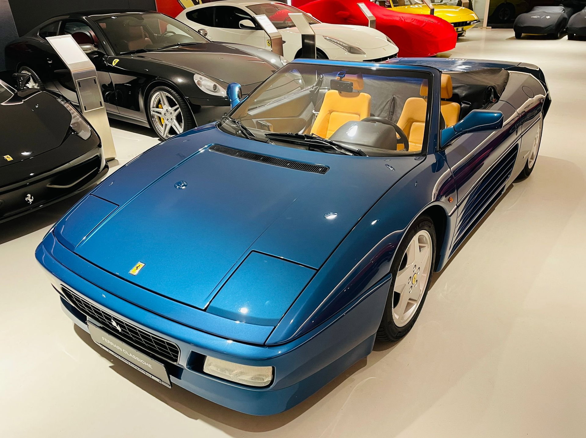 1993 Ferrari 348 - Spider, foto 2