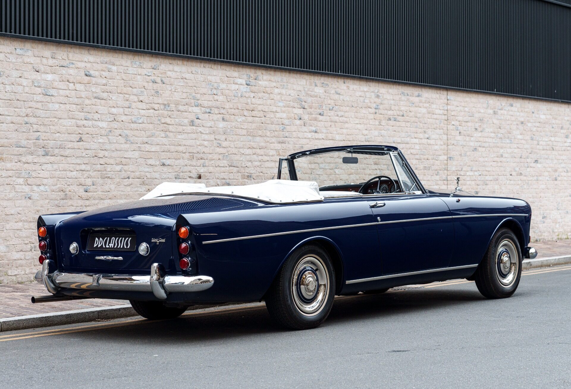 1966 Rolls-Royce Silver Cloud III - III Continental Drophead Coupe by Mulliner Park Ward, foto 3