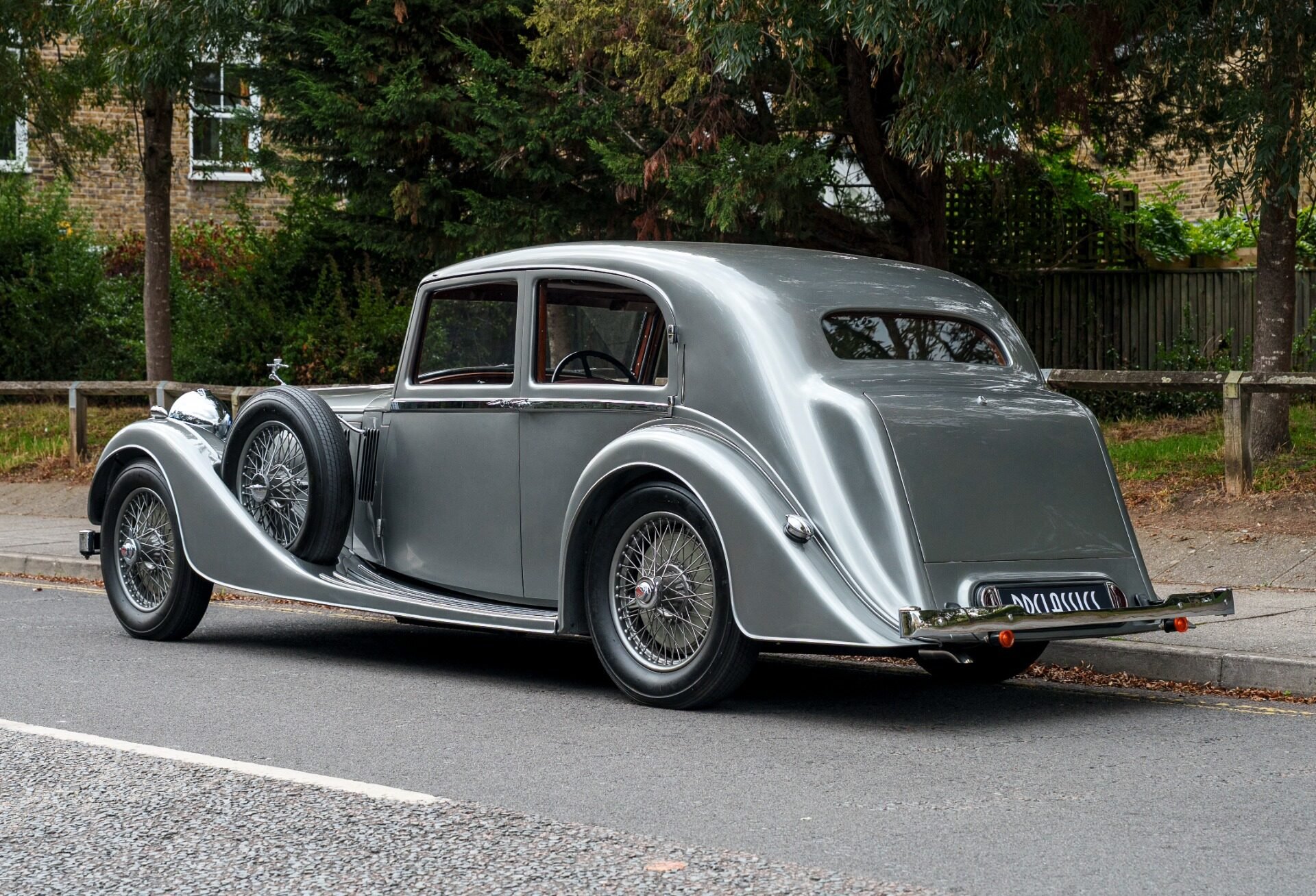 1937 Alvis 4.3-litre - SA 'Pillarless' Saloon by Vanden Plas, foto 4