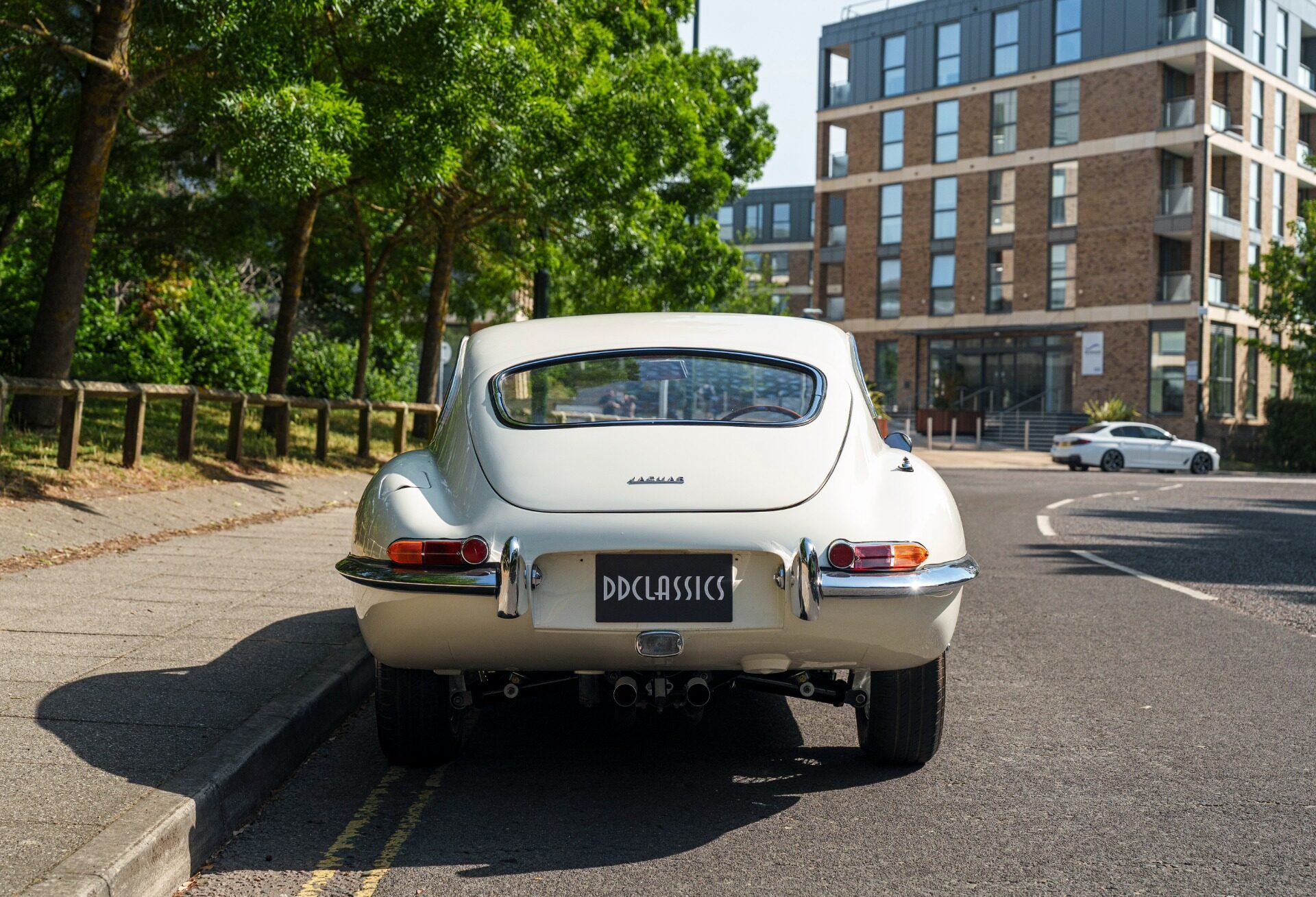 1961 Jaguar E-Type SI - 3.8 Litre Flat Floor FHC Chassis Number 52, foto 6