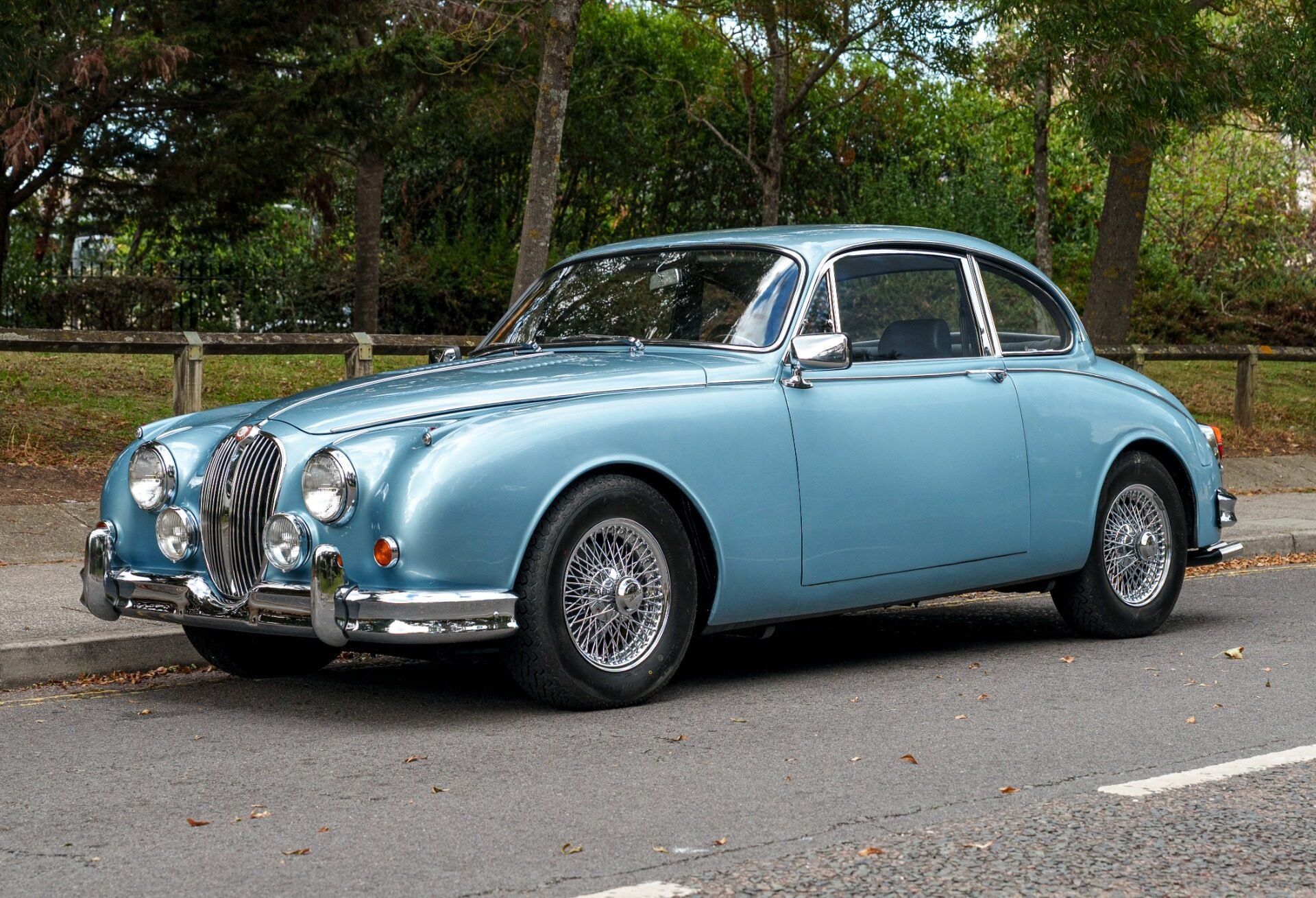 1967 Jaguar MK II - Fixed Head Coup?, foto 1