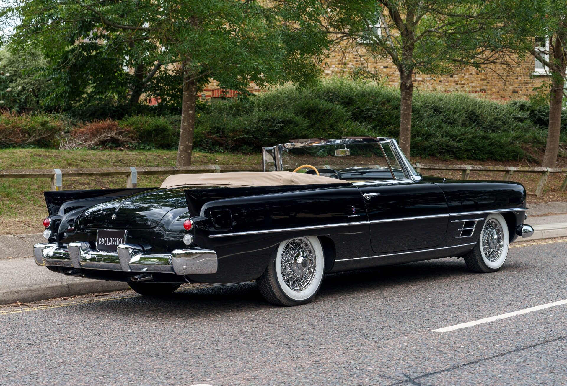 1957 Dual-Ghia Convertible, foto 3