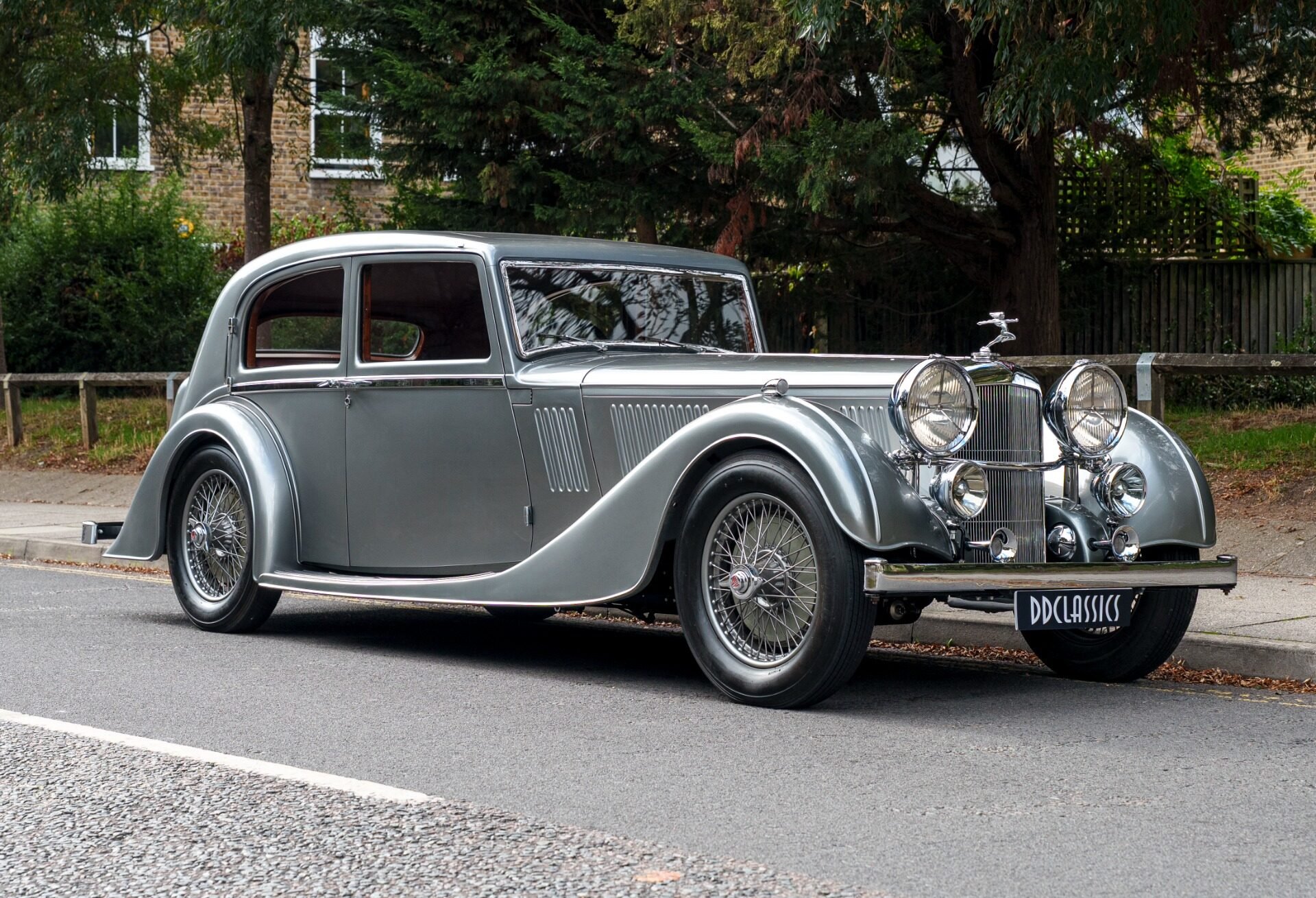 1937 Alvis 4.3-litre - SA 'Pillarless' Saloon by Vanden Plas, foto 2