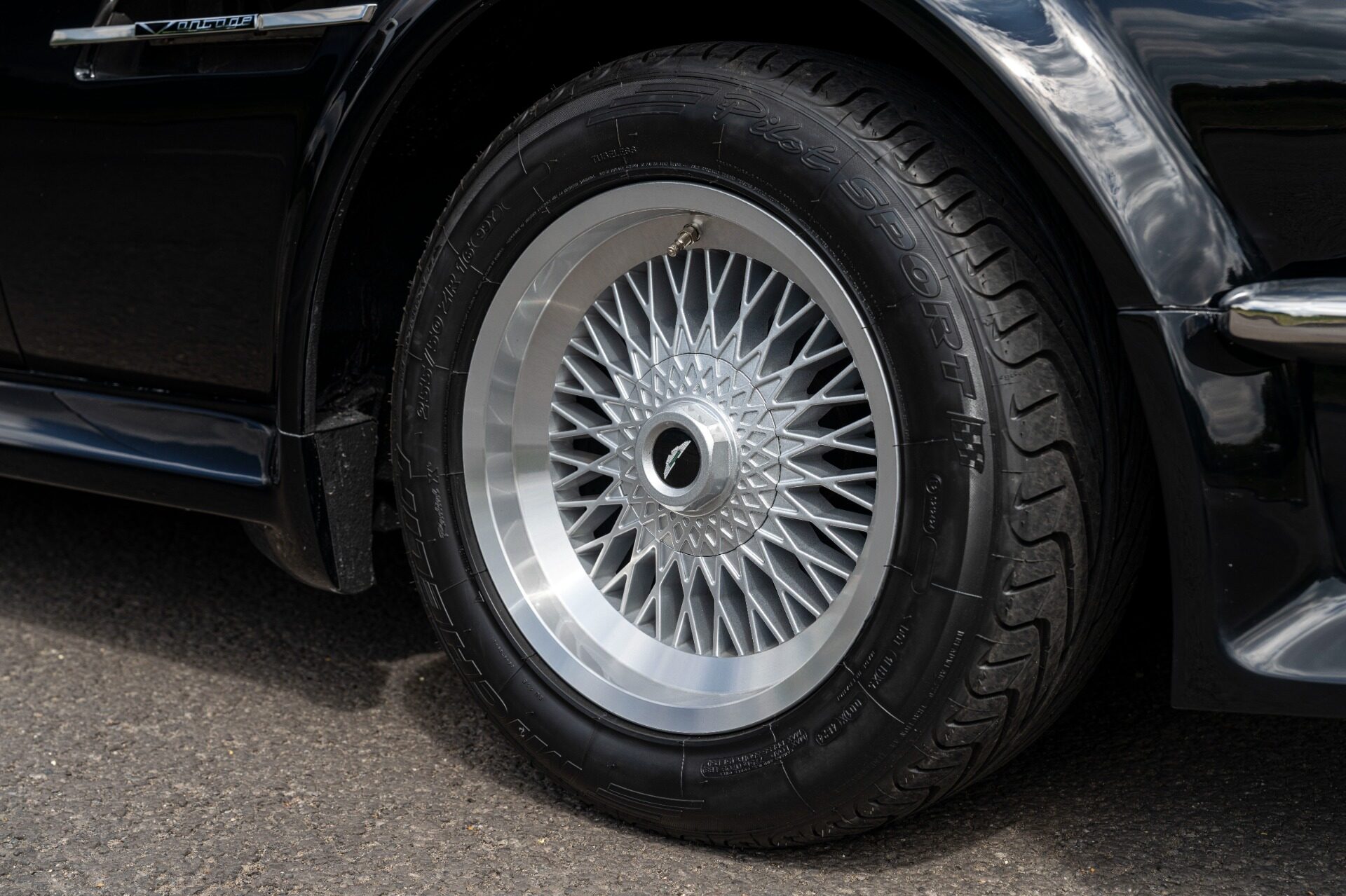1988 Aston Martin V8 - Volante, foto 12