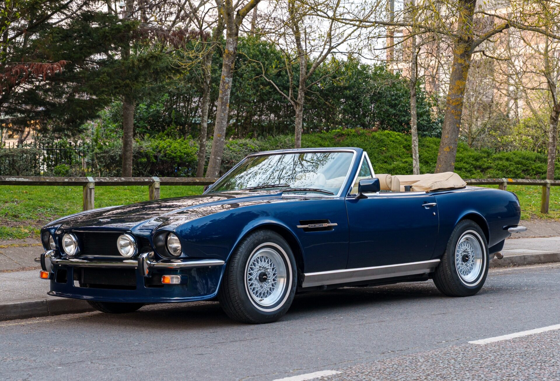 1986 Aston Martin V8 - Volante EFi, foto 1