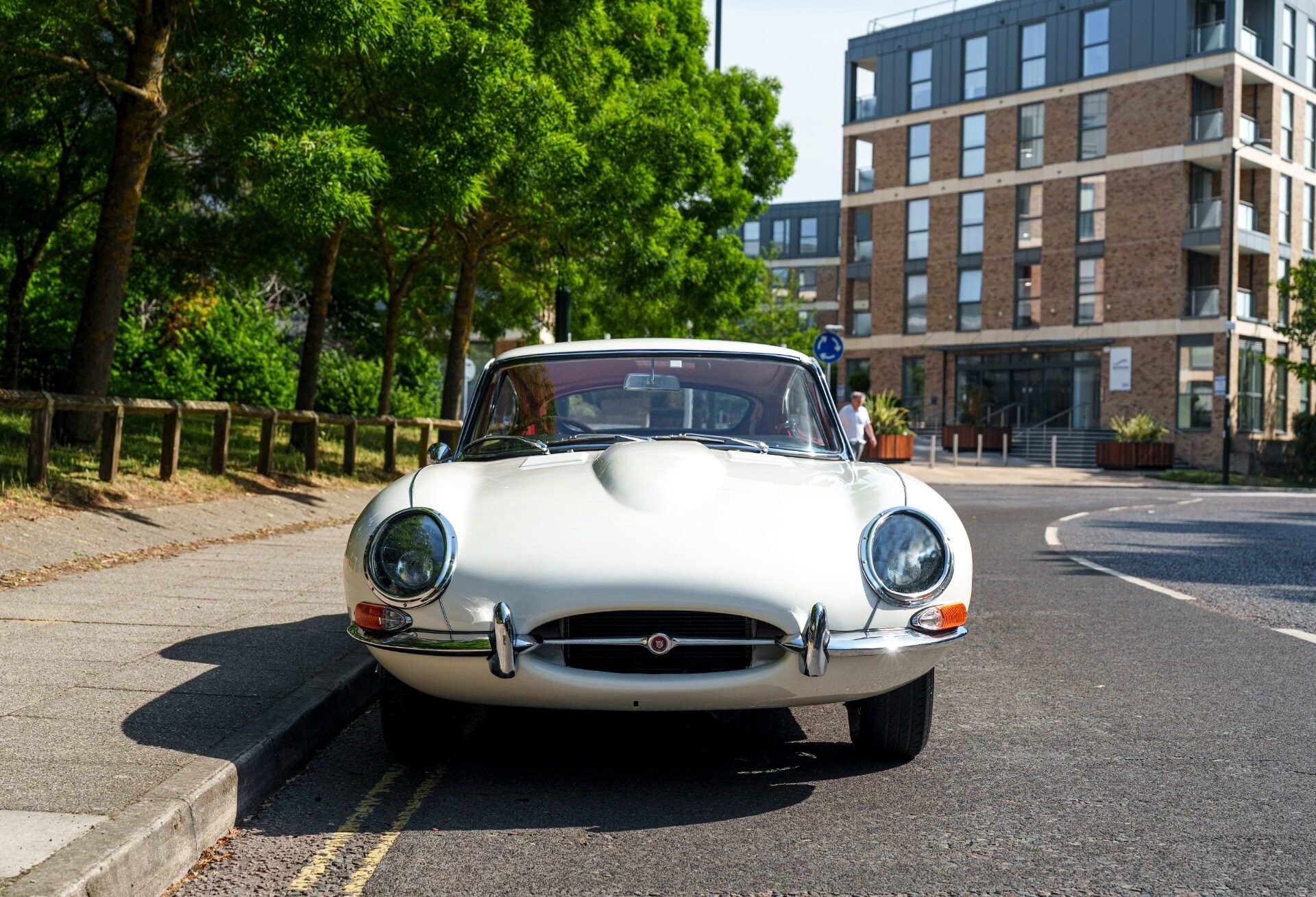 1961 Jaguar E-Type SI - 3.8 Litre Flat Floor FHC Chassis Number 52, foto 5