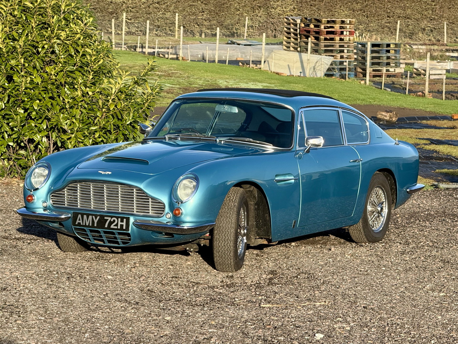 1969 Aston Martin DB6 - Saloon, foto 3