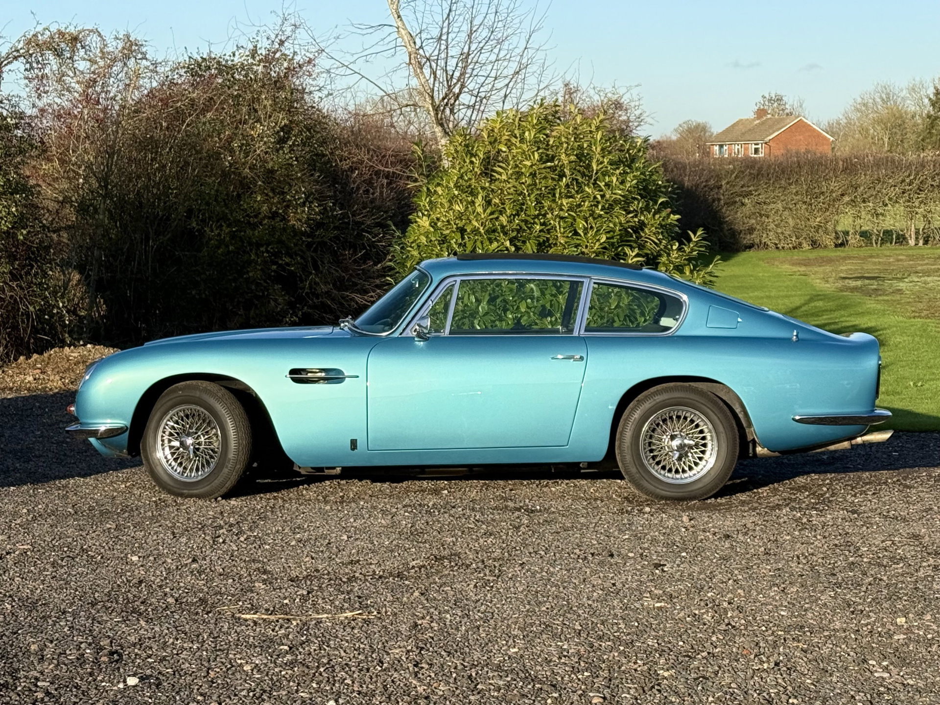 1969 Aston Martin DB6 - Saloon, foto 4
