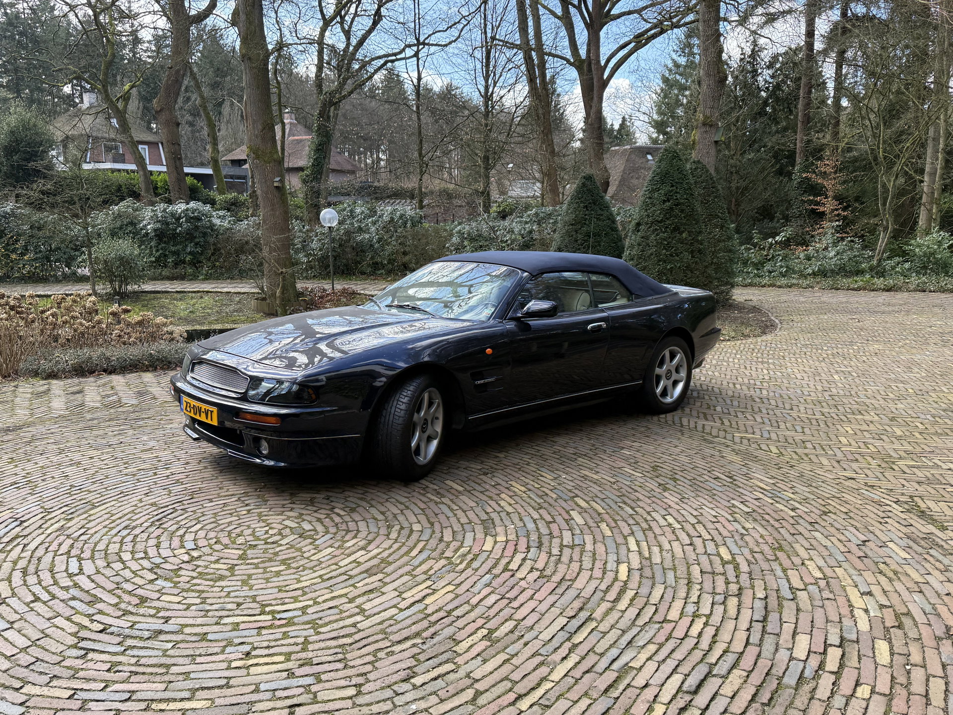2000 Aston Martin V8 Coupe - Volante, foto 2