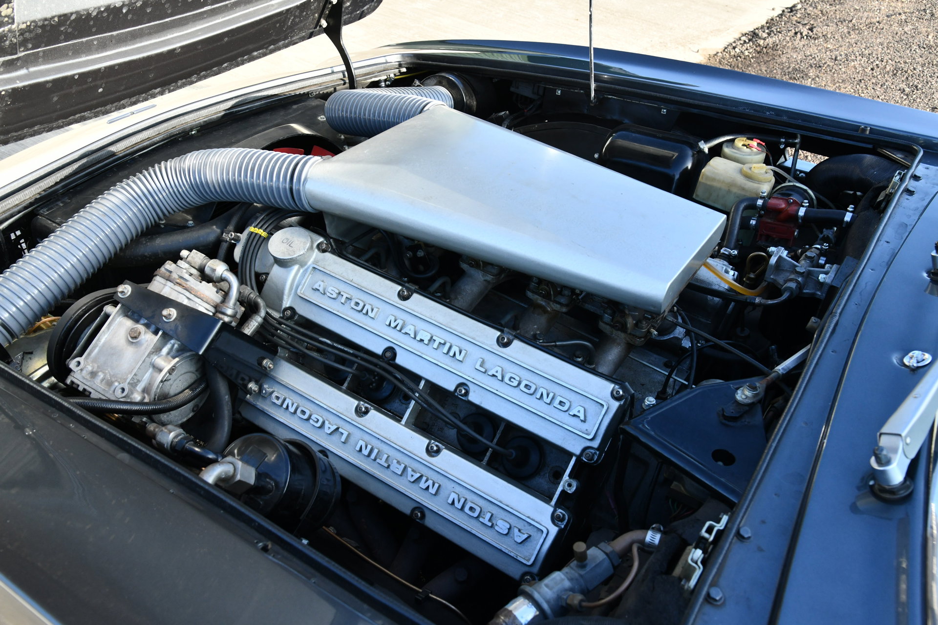 1976 Aston Martin V8 - Saloon, foto 2