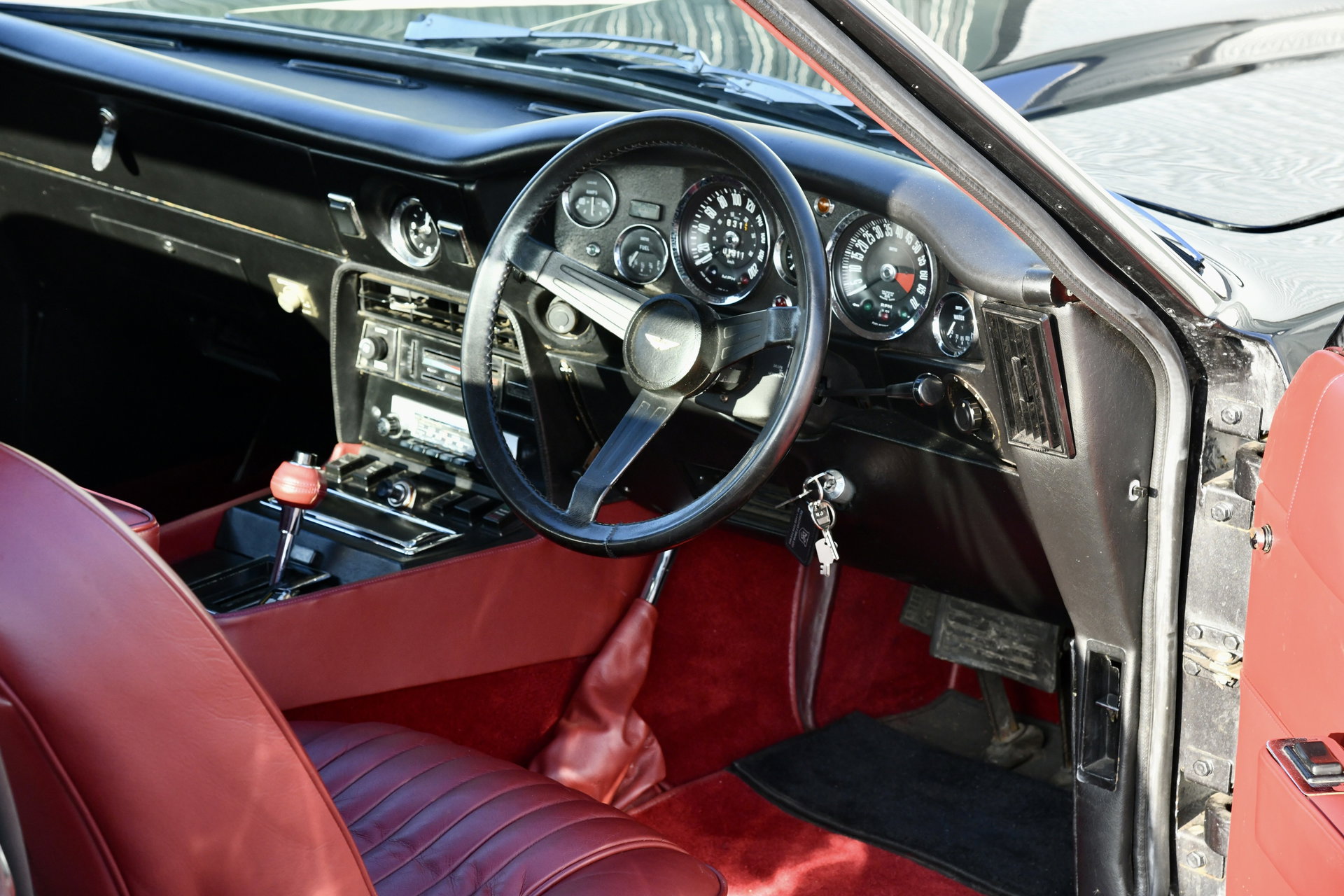 1976 Aston Martin V8 - Saloon, foto 8