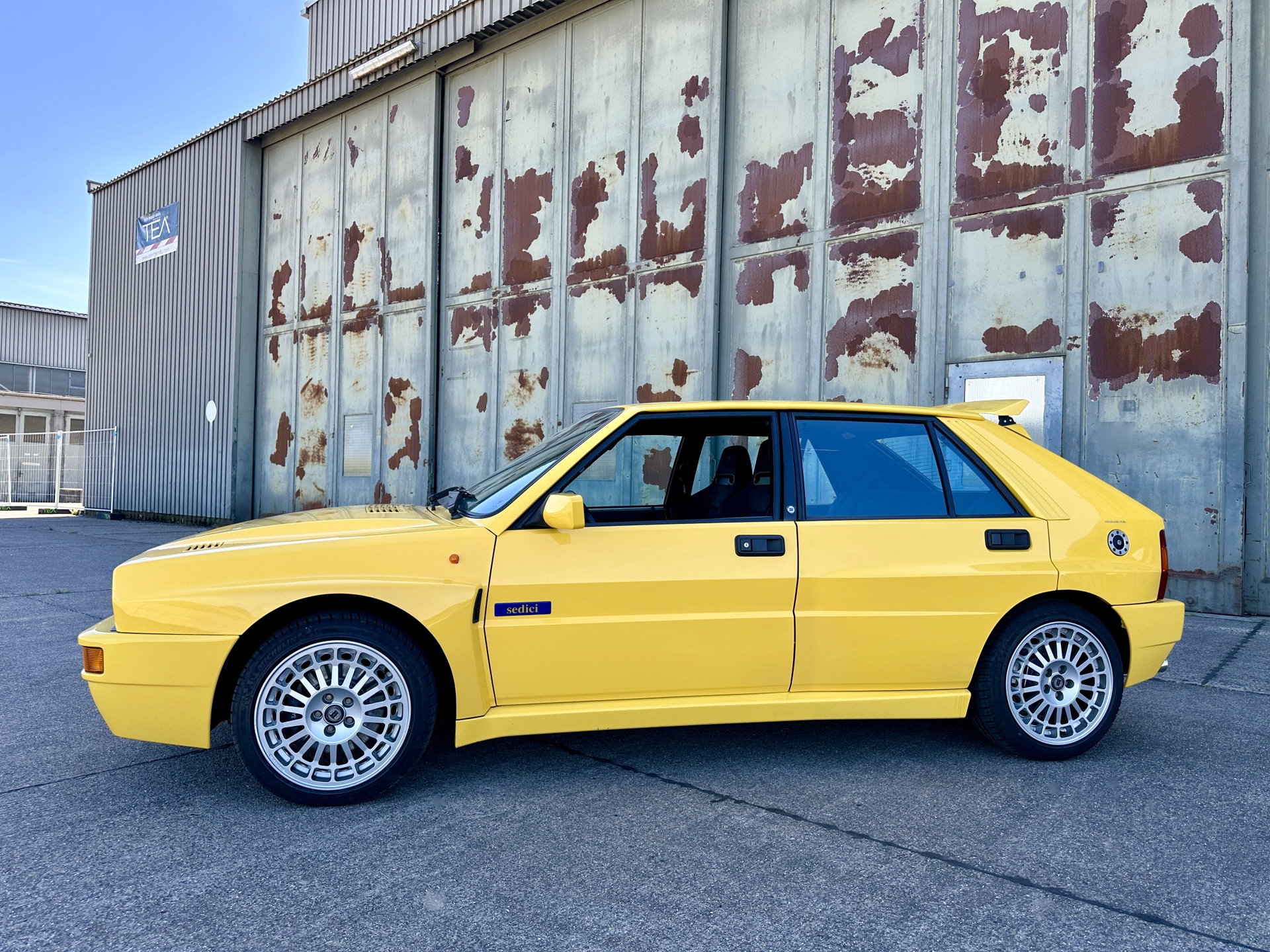 1993 Lancia Delta - HF Integrale Sedici Sondermodell "Giallo Ginestra" Original!, foto 5