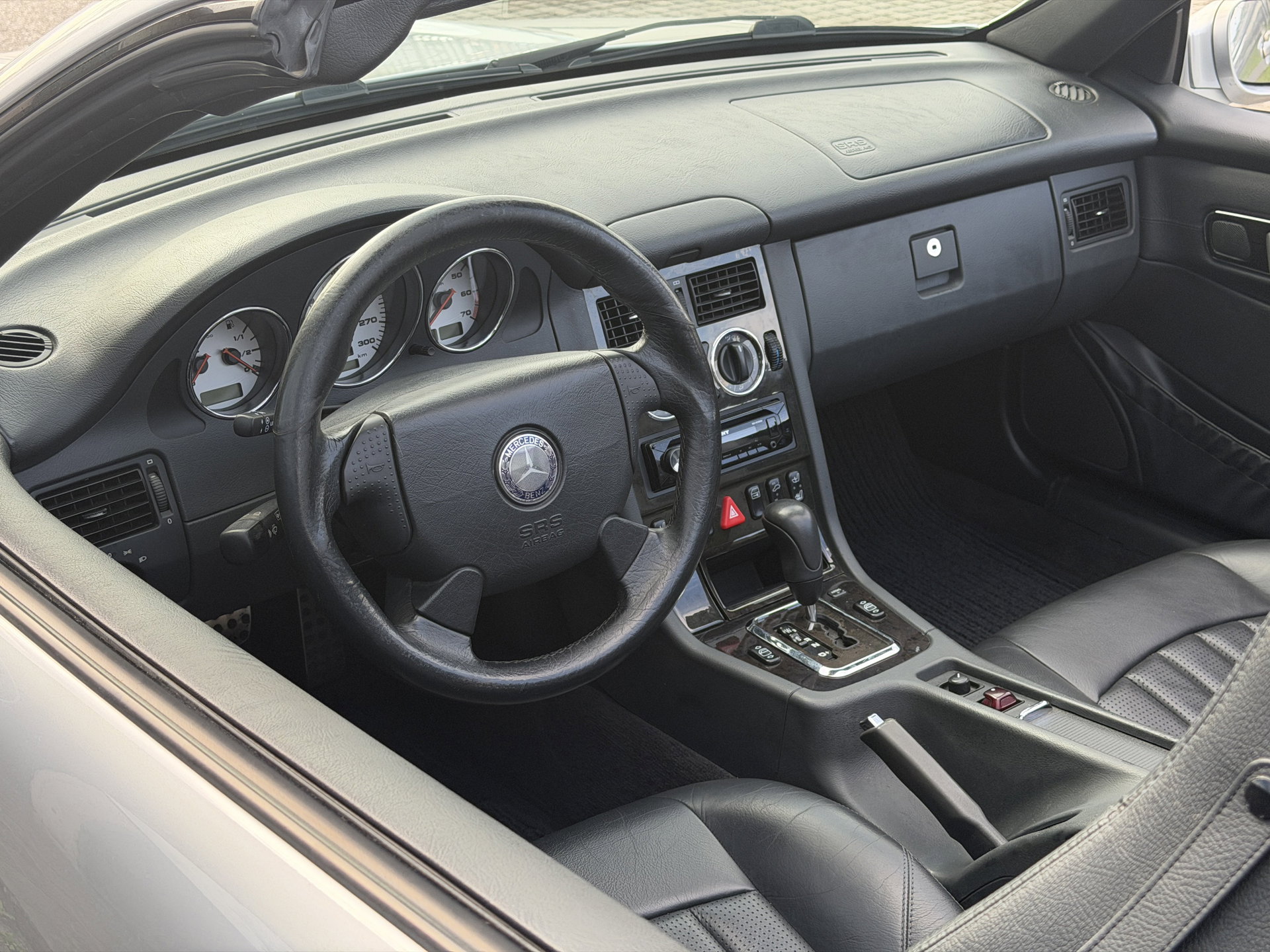 2001 Mercedes-Benz SLK - 32 AMG Kompressor (R170), foto 11