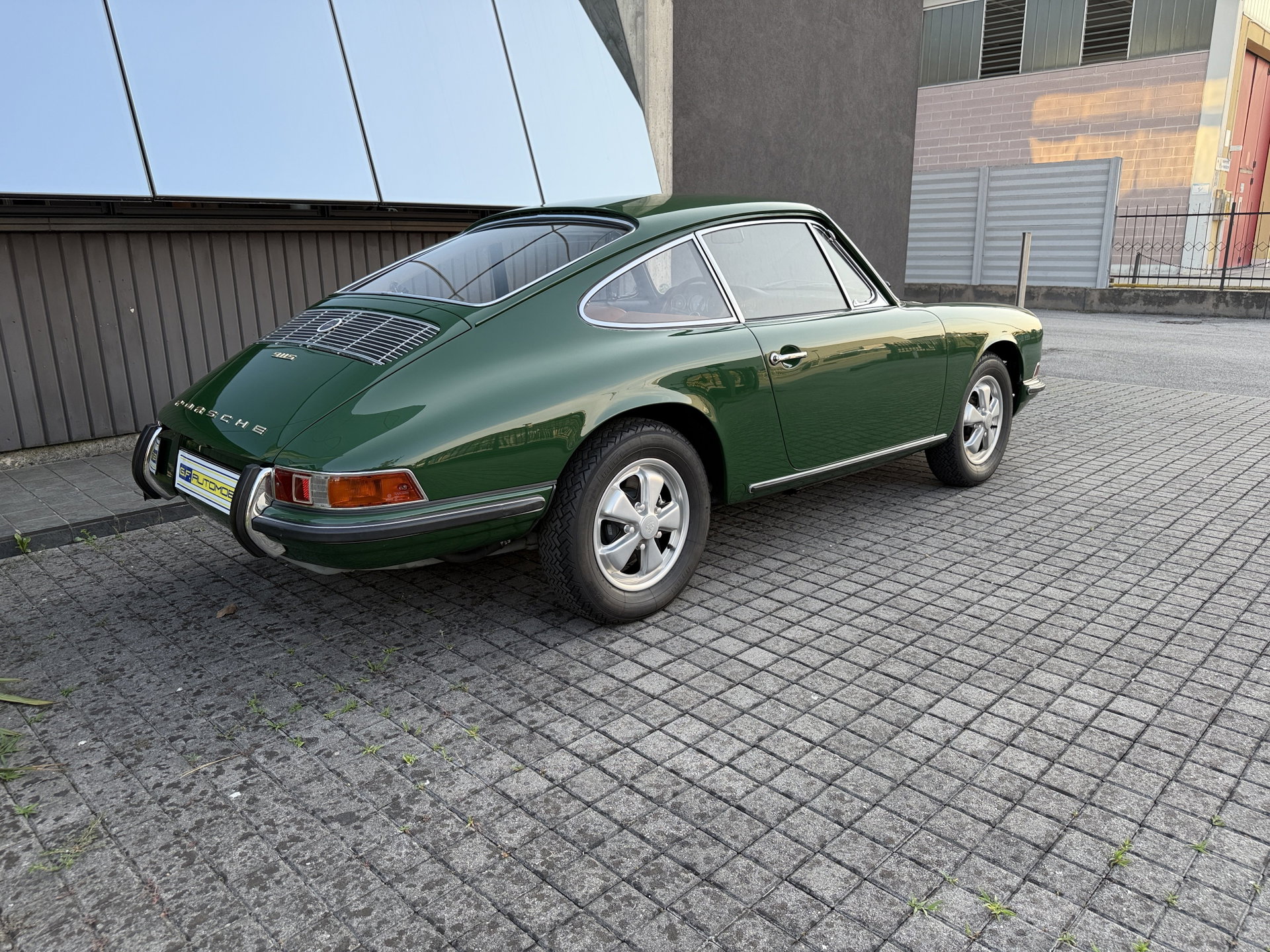 1966 Porsche 911 - 2.0 S SWB * MATCHING NUMBERS & COLORS * TOTALLY RESTORED *, foto 10