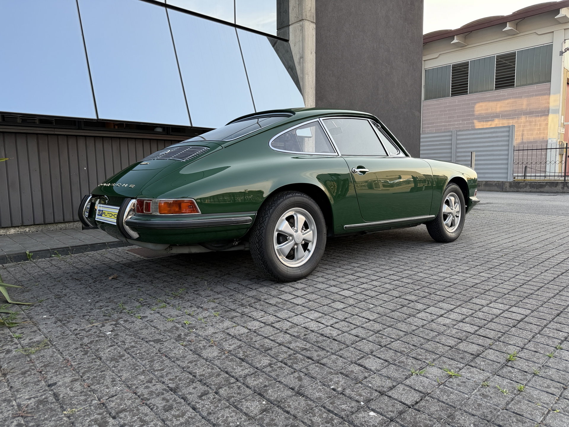 1966 Porsche 911 - 2.0 S SWB * MATCHING NUMBERS & COLORS * TOTALLY RESTORED *, foto 11