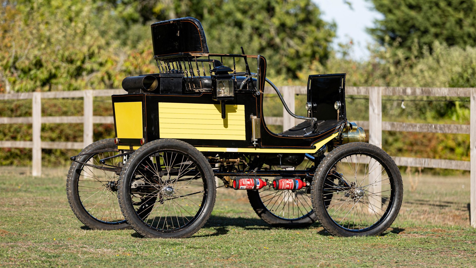 1899 Locomobile Type I - Type 1 'Style 1' Spindle-Seat Runabout, foto 2