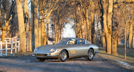 1967 Ferrari 275 - GTB/4 5bce52be8a2a392b27b99bd207dbe677.jpeg