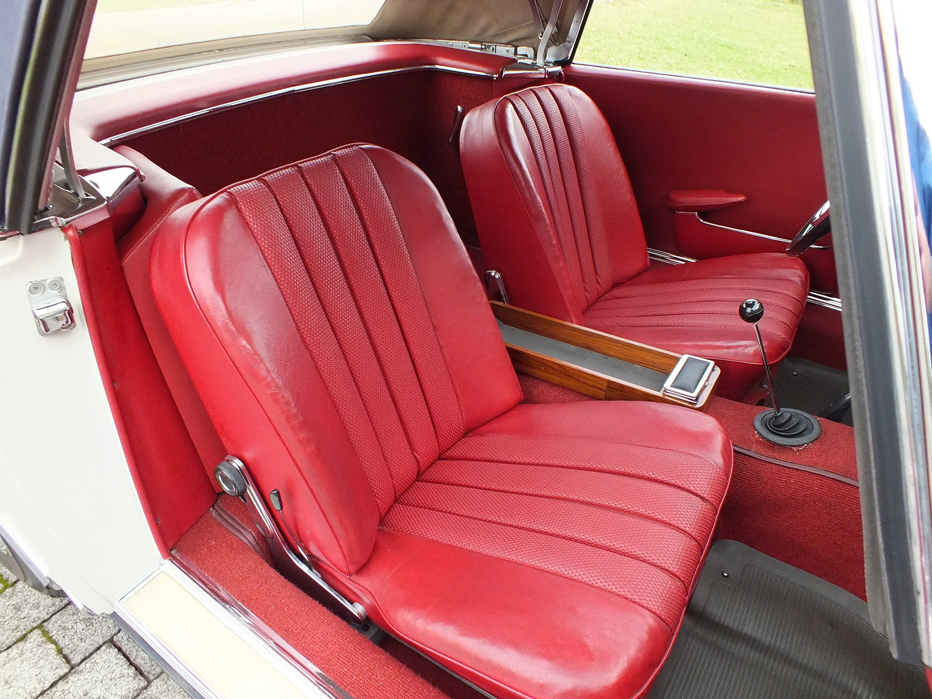 1966 Mercedes-Benz SL Pagode - 230 SL - unrestored - unique - only 35000km guaranteed, foto 12