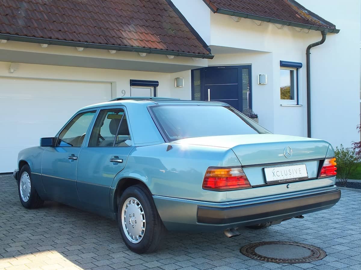 1991 Mercedes-Benz E-Class - 250 D turbo W124 beryll metallic, foto 4